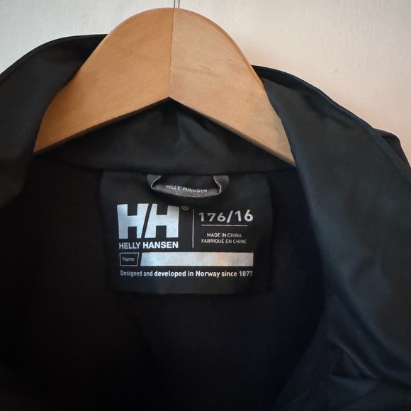 Helly Hansen | Boys Black Raincoat sz 16/XL - Picture 2 of 5